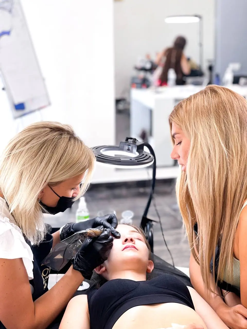 Anastasiia Zolotova teaching permanent makeup — 14 of 20